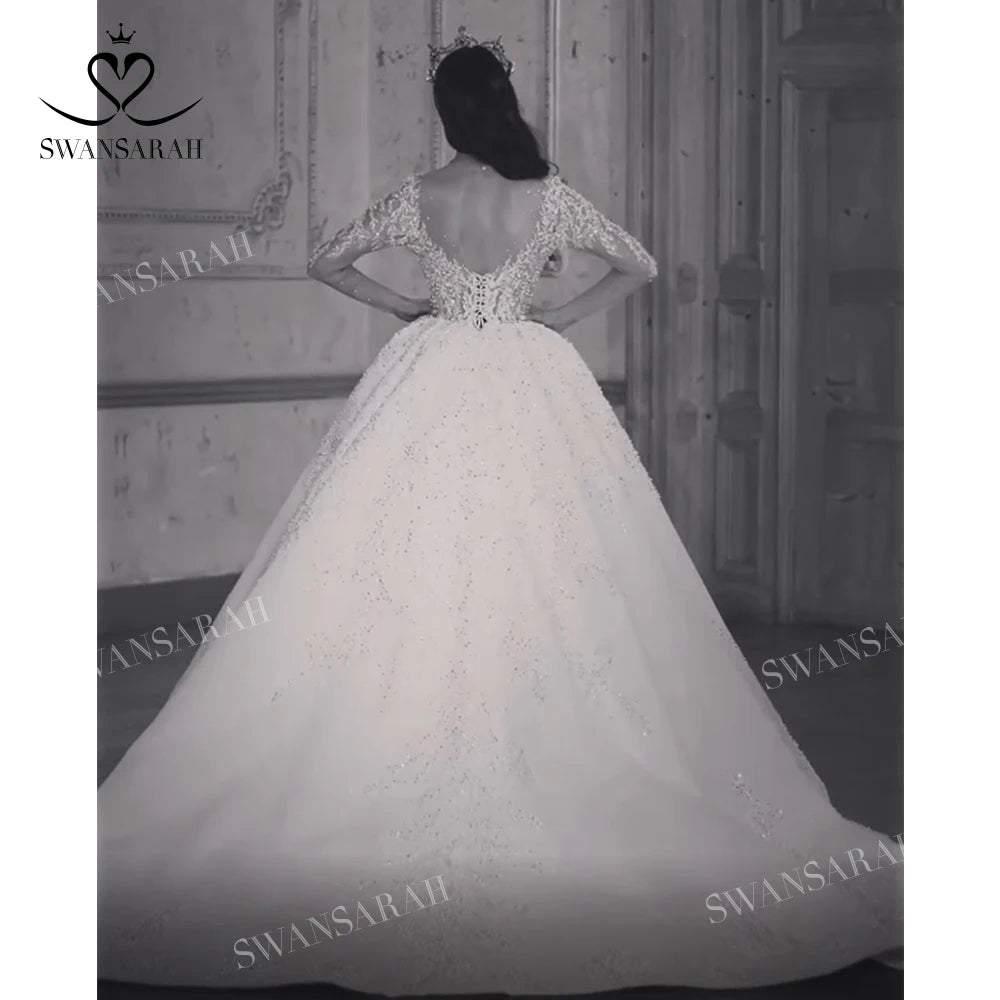 Luxury Long Sleeve Wedding Dress Sweetheart Beaded Ball Gown with Train