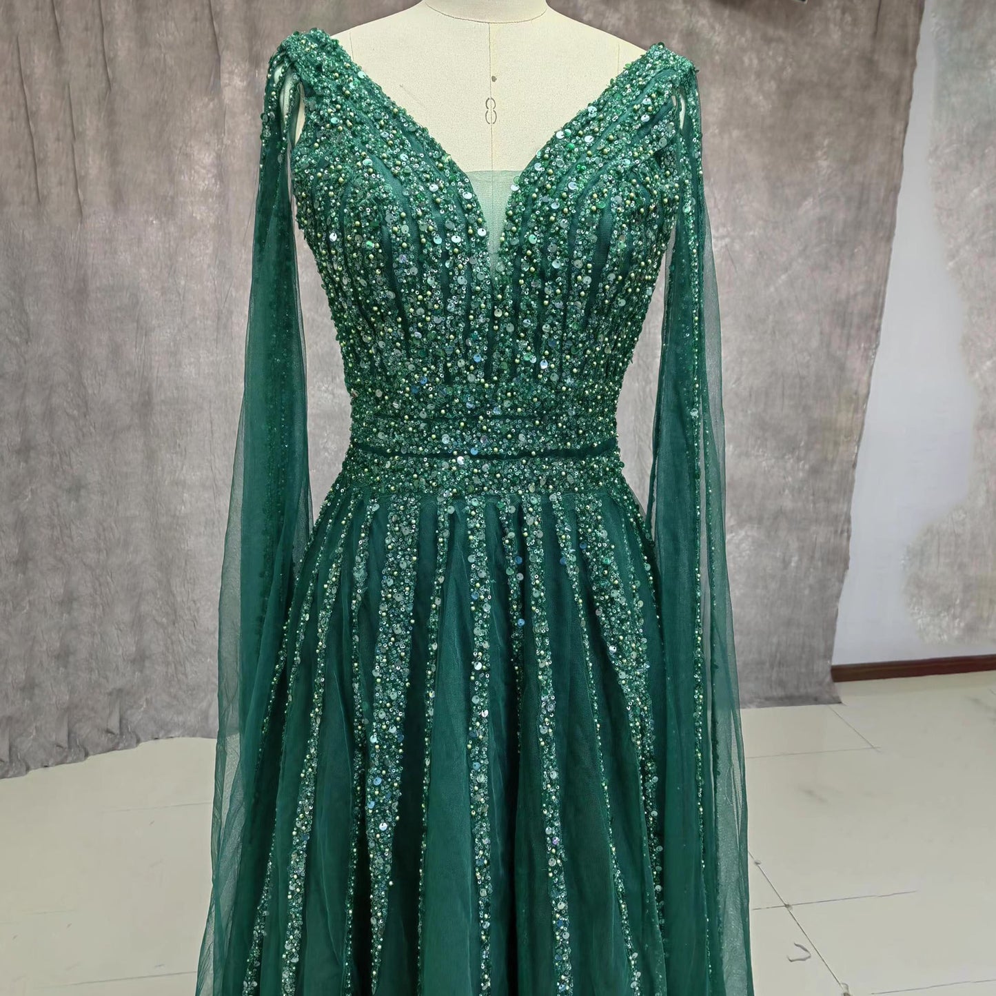 A Line Shinning V Neck Luxury Sequined Formal Dresses