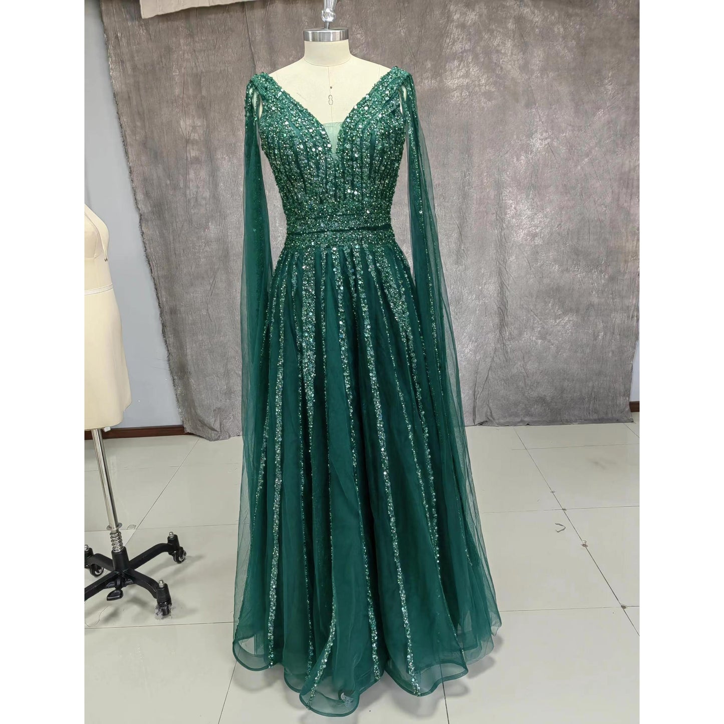 A Line Shinning V Neck Luxury Sequined Formal Dresses