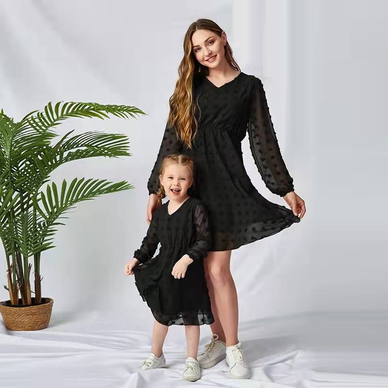 V-Neck Mother Daughter Matching Dresses Family Set