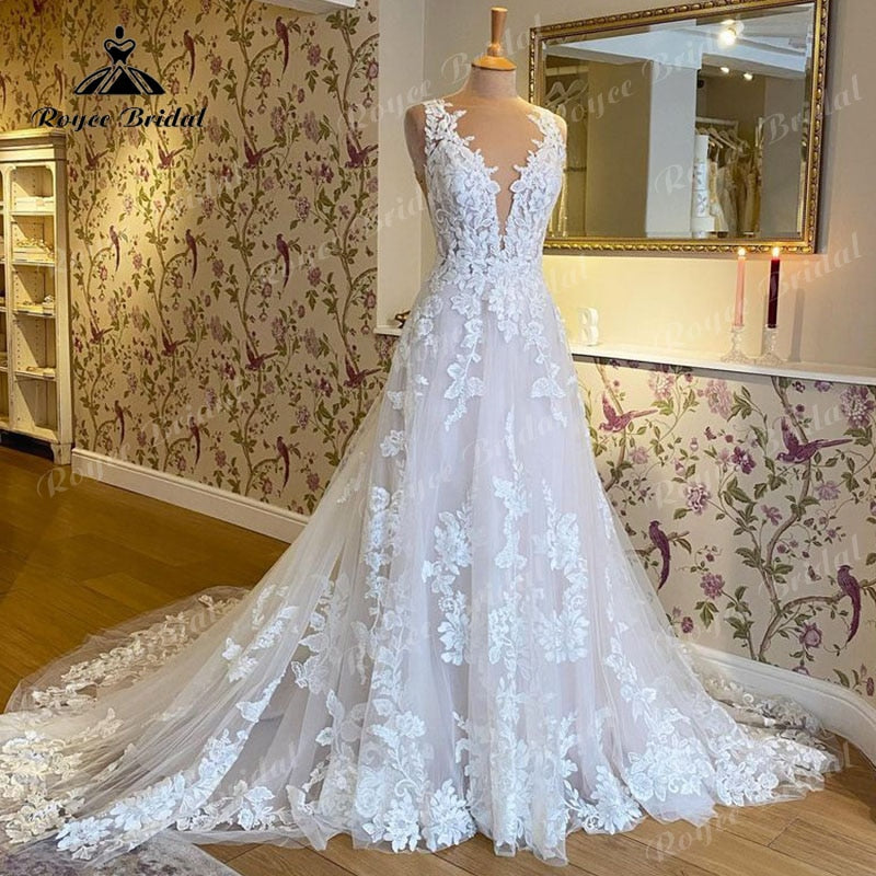 Sleeveless V Neck Wedding Dress Lace Applique Blush Pink Backless Bridal Gown
