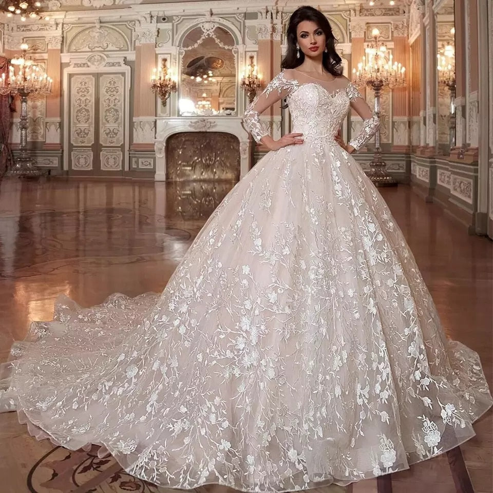 Luxury White/Ivory Long Train Wedding Dress